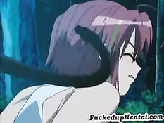 Связанная красавица стонет от приятных ласк больших сисек и киски