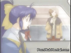 Детка прямо с дороги набросилась на парня и затащила его в кровать