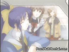 Детка прямо с дороги набросилась на парня и затащила его в кровать