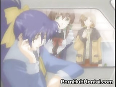 Детка прямо с дороги набросилась на парня и затащила его в кровать