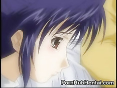 Детка прямо с дороги набросилась на парня и затащила его в кровать