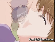 Хентай горничная получает член в рот по самое горло и в мокрую киску