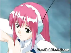 Симпатичная малышка с роскошной фигурой подрочила член сиськами