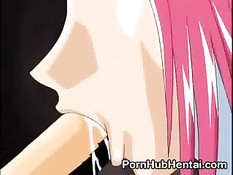 Симпатичная малышка с роскошной фигурой подрочила член сиськами