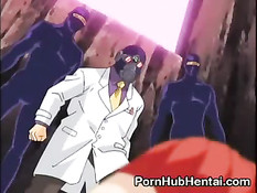 Симпатичная малышка с роскошной фигурой подрочила член сиськами