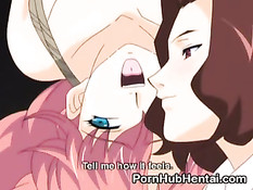 Связанной и подвешенной к потолку аниме малышке всунули вибратор