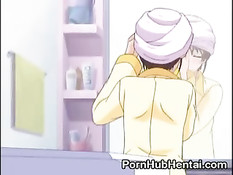 Медсестру за руки и за ноги подвесили к потолку и всунули вибратор