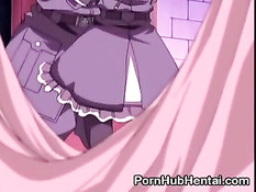 Малышка привела солдата к кровати и раздевшись раздвинула ноги