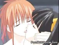 Рыжая девушка залезла на член качка, а брюнетка уселась на лицо