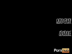 Мужик облизал пальчики на ногах девушки, а она сделала футджоб