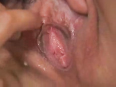 Групповой японский секс с молодыми красавицами в ресторане у бара