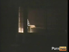 Два мускулистых гея принимая ванну целовались и занимались сексом