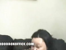 Негру пришлось хорошо потрудиться, чтобы соблазнить толстую тётку