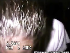 В украденном домашнем порно видео девушка сосёт крупным планом