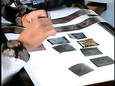 Мистическая богиня делает красавице сладкий кунилингус в бассейне