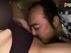 Горячие японские девушки участвуют в большой групповой секс оргии