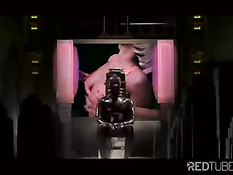 Развратные любительницы латексного нижнего белья ебутся с парнем