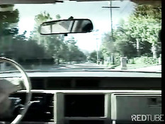 Межрасовый групповой анальный и вагинальный секс возле водопада