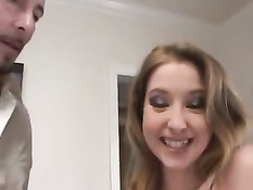 Sunny Lane показала красивую попу в стрингах и попрыгала на члене