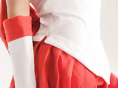 Возбудил азиатскую девку рукой и фаллоимитатором и отодрал раком