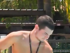 Молодой гей отсосал член волосатому любовнику и был выебан раком