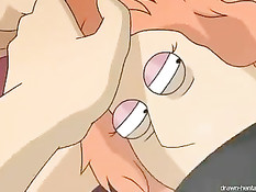 Обнажённая Loise Griffin получает по большому члену в рот и в киску