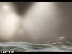 Парень привёл в лес и оттрахал у дерева свою сексуальную подругу