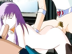 Два воина как следует оттрахали аниме девчушку во все её отверстия