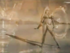 Парень в поездках знакомится с девушками и затаскивает их в постель