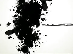 Юные красавицы Leonelle и Laura гуляют голышом по городским улицам