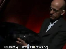 Сисястая француженка Lydia St Martin подрочила пенис своей грудью