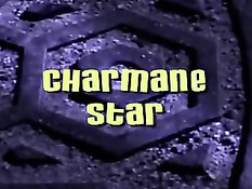 Запасная камера показывает как снимают порно клип с Charmane Star