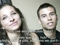 Подруга пососала любимому член, а он сделал сладкий куннилингус