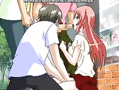 Трое ребят зажали в углу аниме девчонку и заставили сделать минет