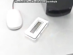 Мужик оттрахал хентай горничную в белых чулках и кончил на живот