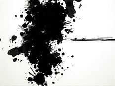 Смелые чешские девчонки снова шокируют прохожих гуляя голышом