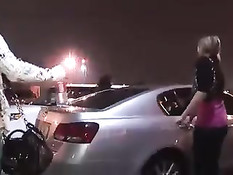 Молодые шалавы показывают письку и сиськи в общественных местах