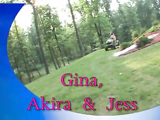 Лесбиянка Asa Akira с двумя подругами устраивает в саду секс оргию