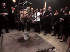 Опытная Princess Donna обучает БДСМ сексу парней и молодых шлюх