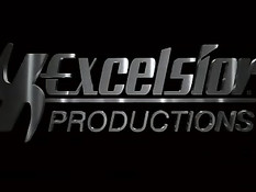 Три голубых парня днём гуляли по городу, а вечером занимались сексом