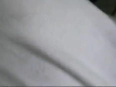 На вечеринке панк-рокеров происходит секс оргия и снимается порно