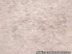 Приезжий иностранец отвёл в лес русскую девку и оттрахал на траве