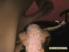 Девушка пришла в клуб свингеров и трахнулась с незнакомым парнем