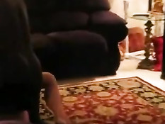 Мужчина свингер приглашает к себе домой негра для сисястой жены