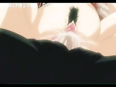 Парень в поезде подошёл к аниме девушке сзади и взял её за грудь