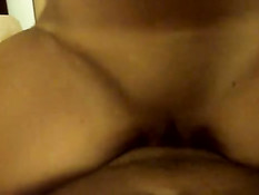 Любительское порно с мужчиной ласкающим клитор головкой члена