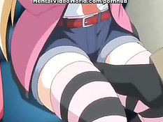 Милая хентай девчонка согласна заниматься сексом в туалете поезда