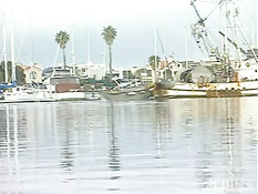 Романтичной сисястой блондиночке должен понравиться секс на яхте