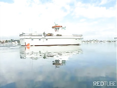 Романтичной сисястой блондиночке должен понравиться секс на яхте