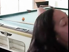 Парень поиграл в бильярд, а потом трахнул темнокожую Wesley Pipes